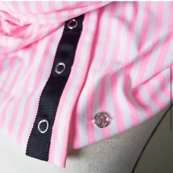 Lululemon Vinyasa Scarf - Picture 5 of 7